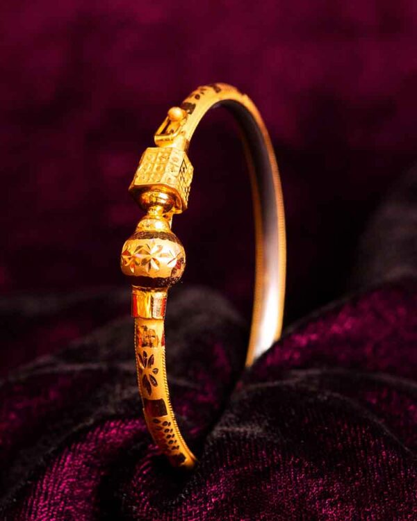 Captivating gold bangles